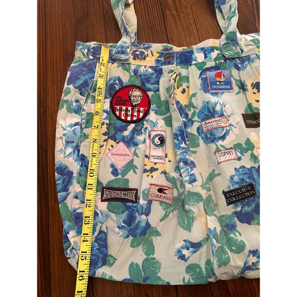 SOLD! Vintage Handmade Floral Denim / Jeans Tag Patchwork Bag Tote - Picture 6 of 7